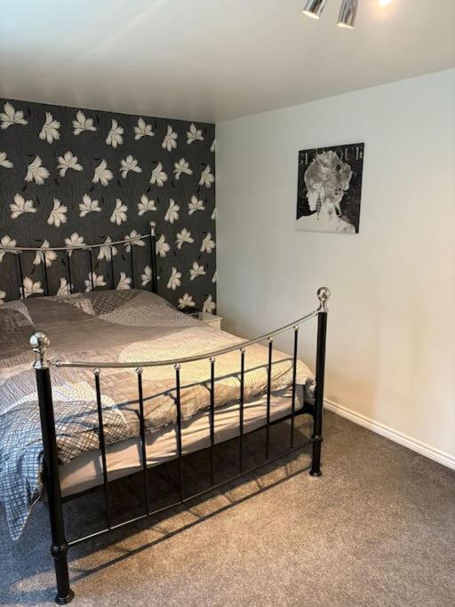Newly Refurbished Flat In Kings Heath Apartment Birmingham Exterior foto